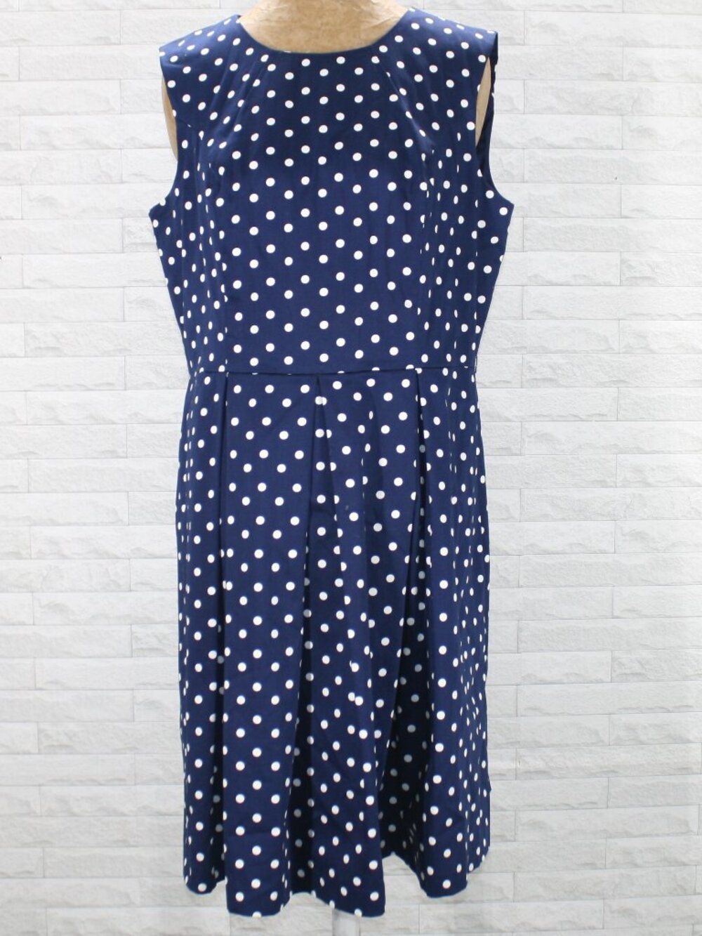 LIZ CLAIBORNE Dress Polka Dot Sleeveless Pleated Classic Navy Blue Plus Size 14